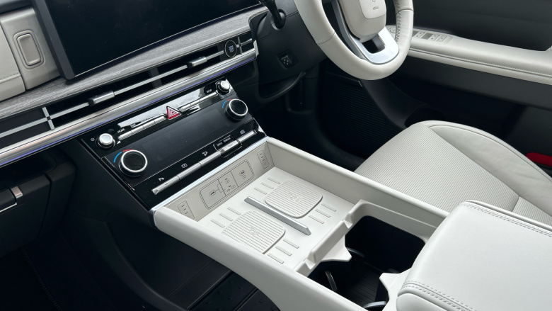 Hyundai SANTA FE 1.6 TGDi 239 Hybrid Ultimate 5dr 4WD Auto Hybrid Estate